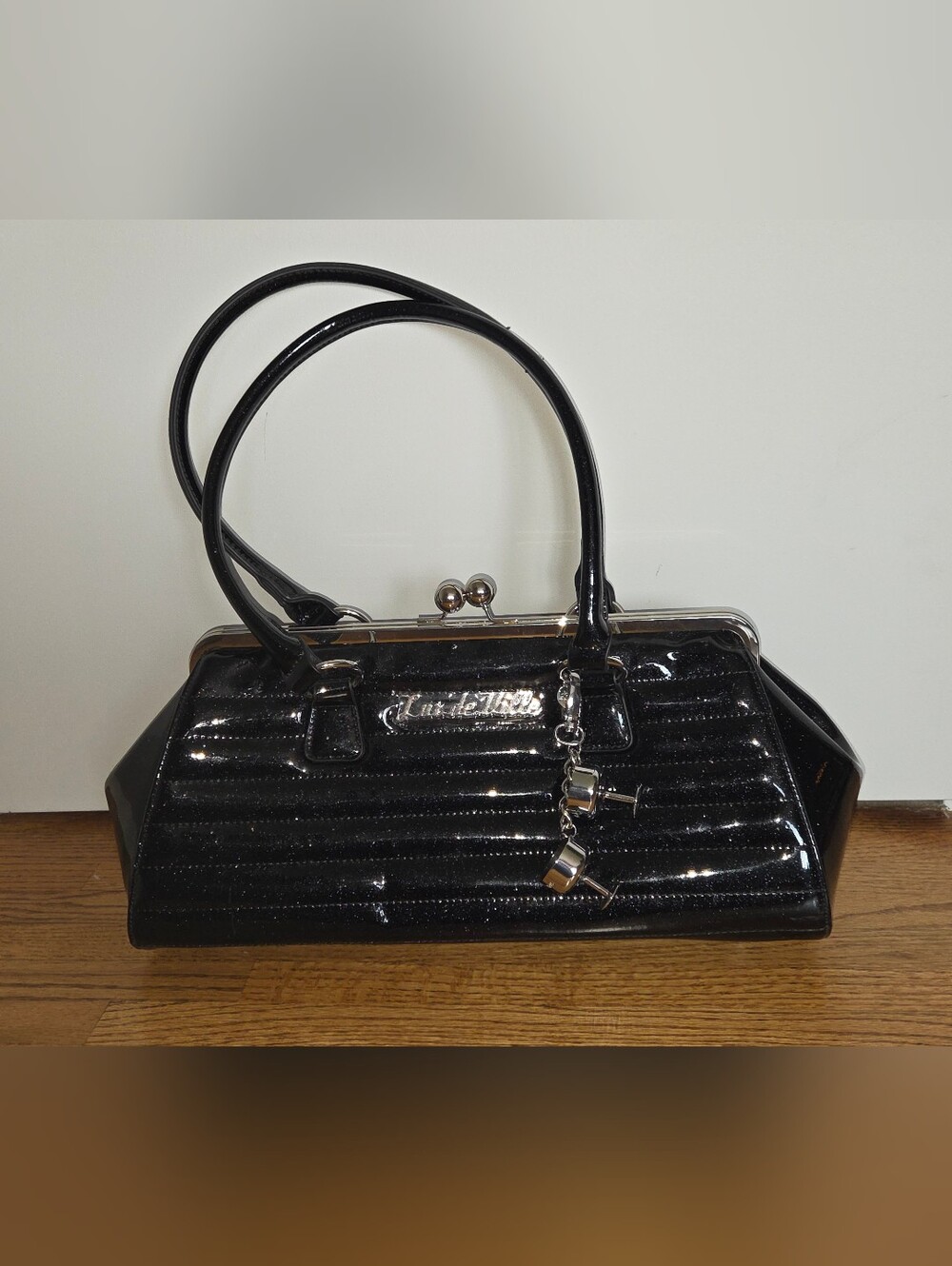 Like New Classic Lux De Ville Black Sparkle Handbag